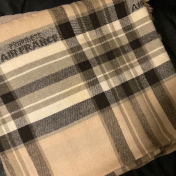 Vintage AIR FRANCE 100% Wool Plaid Cabin Blanket Travel Lap Throw, Shawl - Picture 2 of 3